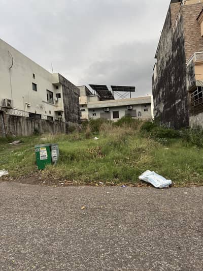 40x80 plot for sale in g13/3