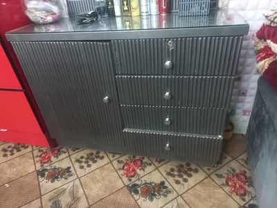 dressing table with mirror