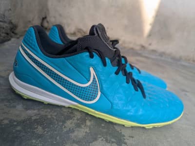 Football Shoes NIKE TIEMPO LEGEND 8 Academy