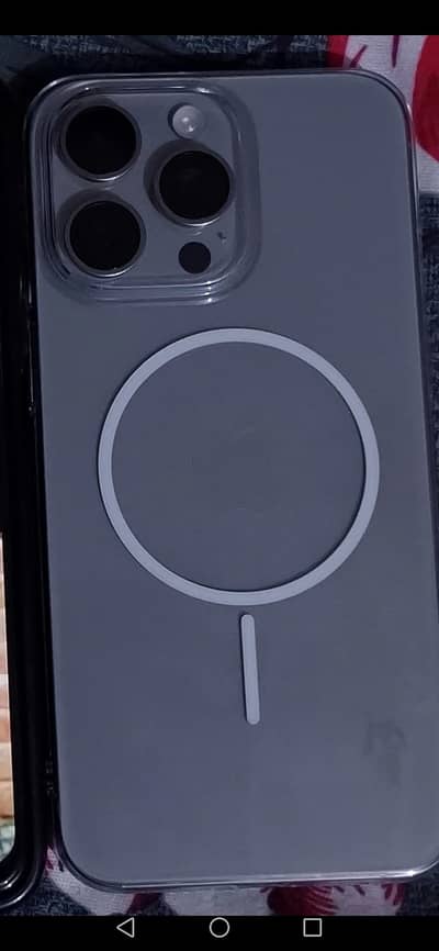 iphone 15 pro max  Natural Tita2