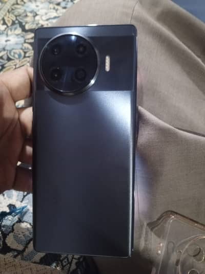 Tecno Spark 20 Pro Plus