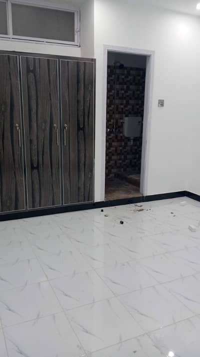 ROOM FOR GIRLS IN GIRLS HOSTEL SATELLITE TOWN