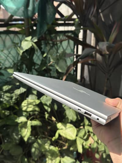 Hp elitebook 845 g9 AMD ryzon 5pro 16gb 512gb nvme