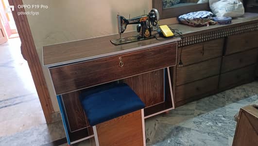 Rocket machine for sale with table and stool