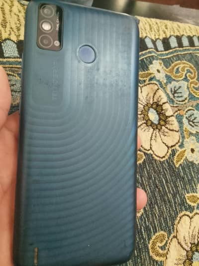 Tecno Spark 6 Go | 5000mAh Battery | 4/64 GB | Complete Box