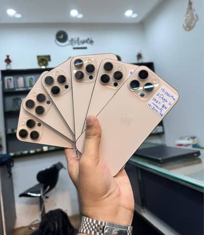 16 Pro Max 256 GB Jv 10/10 All clr available