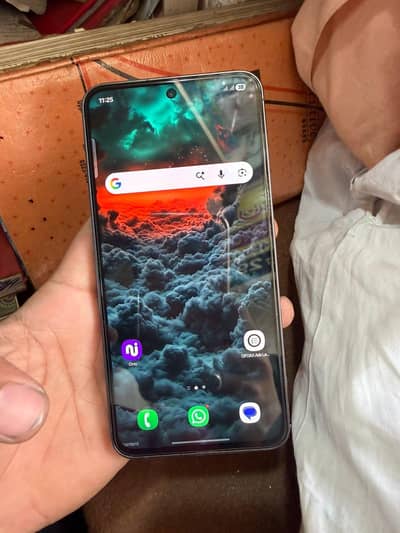 Samsung galaxy s24 fe 8/256 official PTA approved