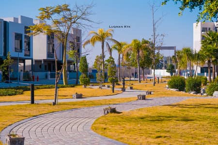 Urgent Sale 10 Marla Golf Course Facing Main Road Villa Plot