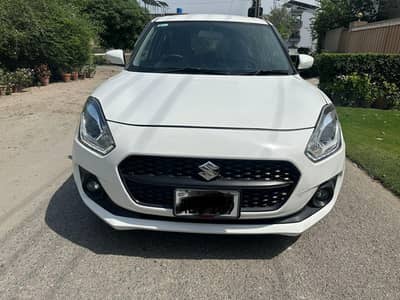 Suzuki Swift GLX CVT 2022