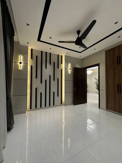 10 Marla Like A New Luxury LDA Approved With Gas House For Sale In Jasmine Block Bahria Town Lahore