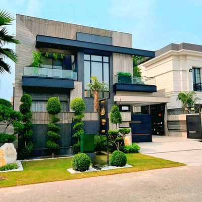 1 Kanal Out Standing Top Quality House Degsiner Bunglow For Sale in DHA Lahore