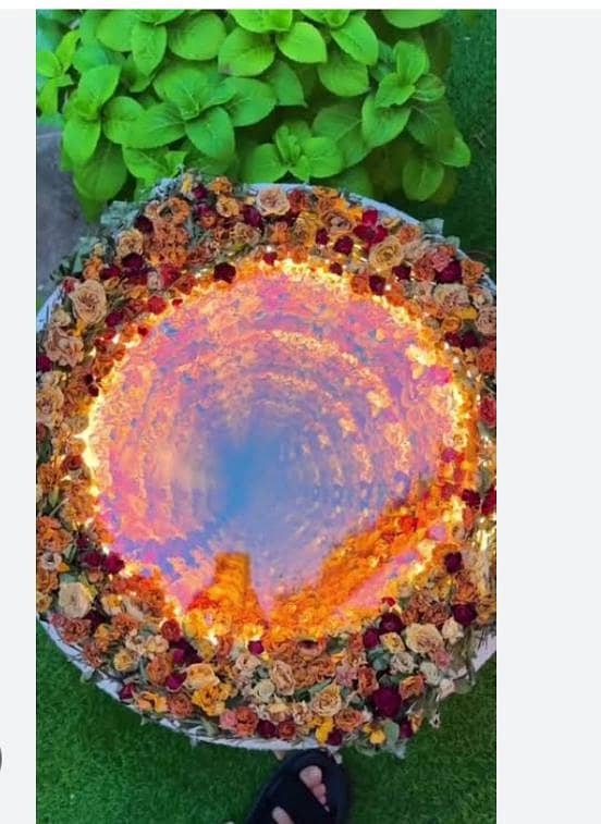 Infinity mirror table 0