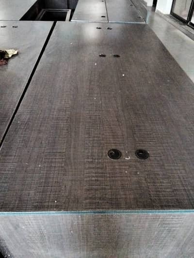 Office Workstation Tables for IT Offices and Call Centers