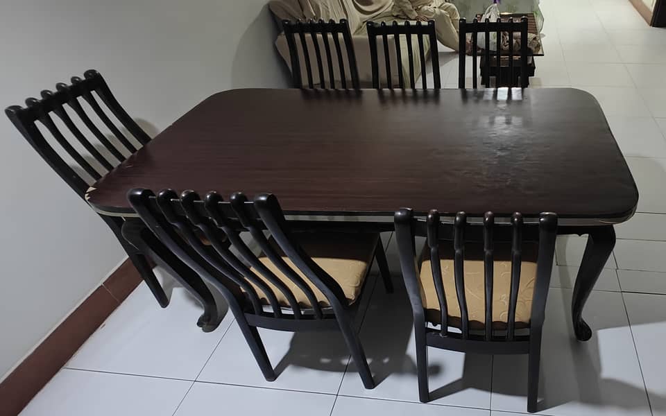 Dinning table with 6 chairs 2