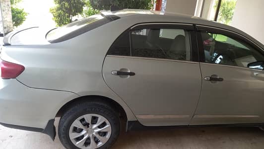 Toyota corolla gli 2011 model