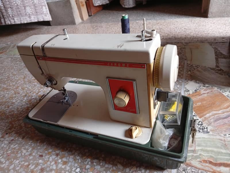 Janome 2