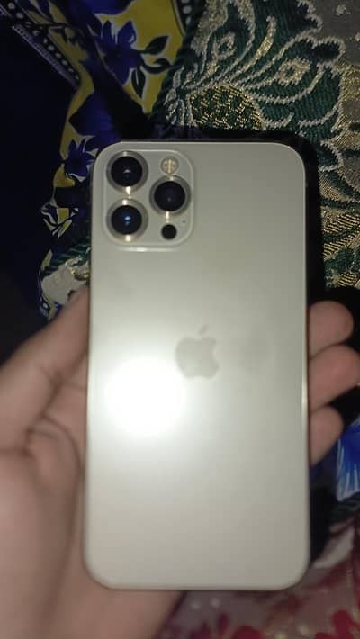 iPhone 12 pro max Factory unlok golden