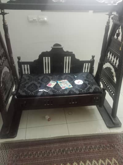 excellent condition swing