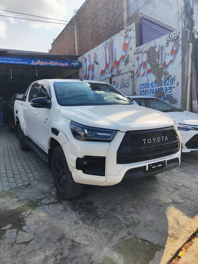 Toyota Hilux Revo GR-S