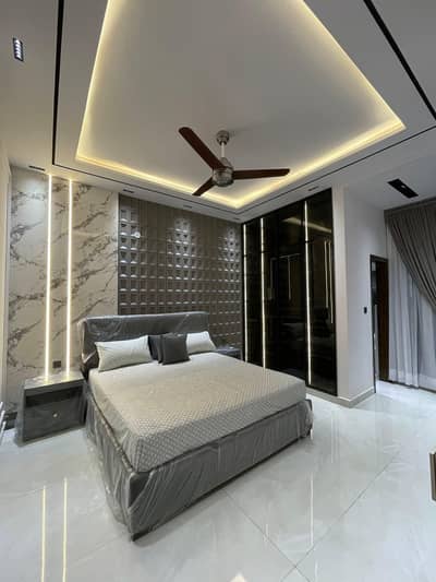 Shah G Guest house room for rent daily basis and short time