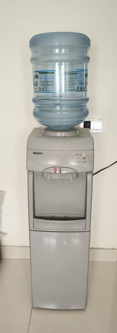 Orient Water Dispenser – Hot & Cold – Excellent Condition