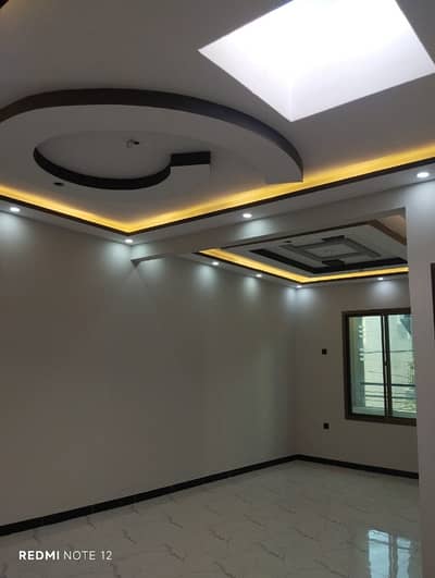 A House Of 400 Square Yards In Gulshan-e-Iqbal - Block 2