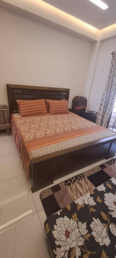 King Size Bed (With Mattress)