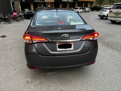 Toyota Yaris 1.3 cvt ativ 2022