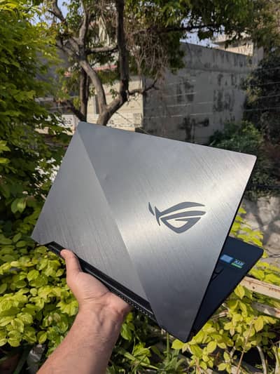 Asus ROG zephyrus G5202G