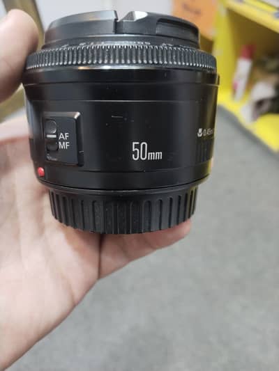 Canon 50mm 1.8 IS