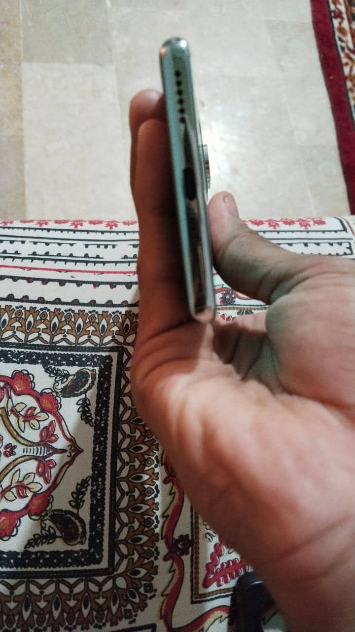 tecno camon 40 pro 5