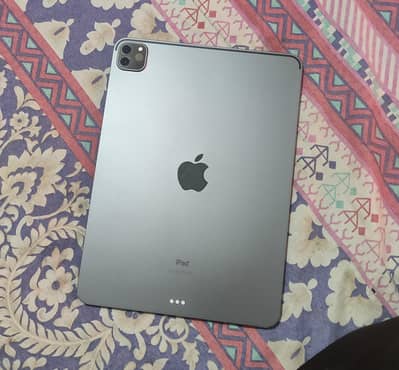 IPad pro (11 inch) 3rd generation M1 chip 128GB glaas break