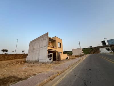 125 Sq Yd Plot For Sale Precinct-10B, Bahria Town Karachi. Near Murree Point | Prime Location | Ideal for Residence or Investment. Just 8 Min Drive from Main Gate.