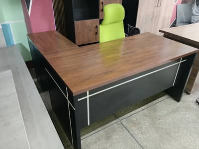 EXECUTIVE TABLE/MANAGER TABLE/COMPUTER TABLE/STUDY TABLE/TABLES