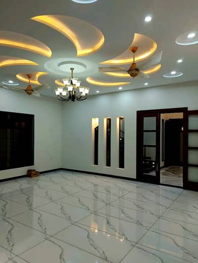 Renovated 200 Yard G+1 Corner West House For Sale Gulshan Iqbal Block 10A Opposite Aladin Park