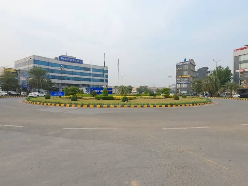 1 Kanal Plot Crystal Block 11