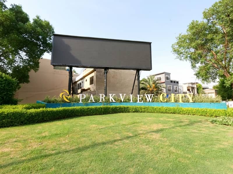 1 Kanal Plot Crystal Block 14