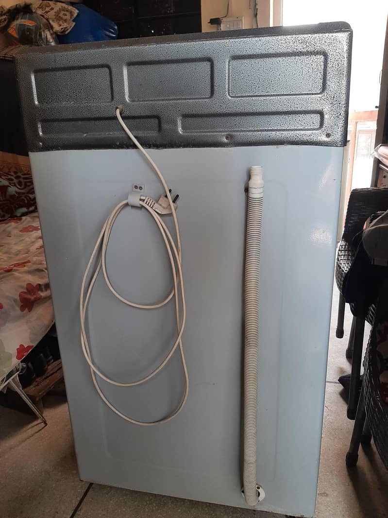 Universal Washing machine 0