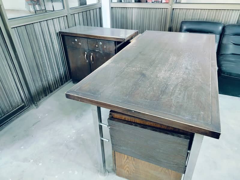 Office Table with Side Table 1