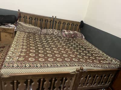 Double bed with matress