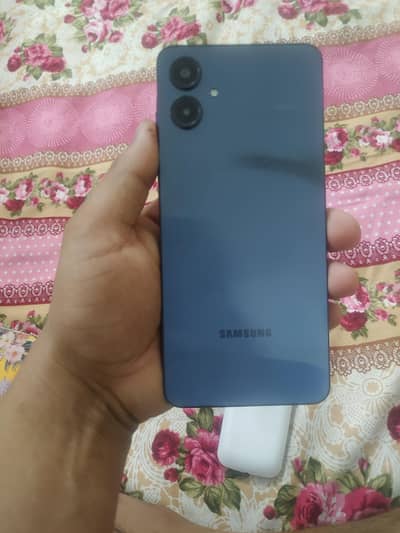 4Gb   64Gb    5000 mah bettry