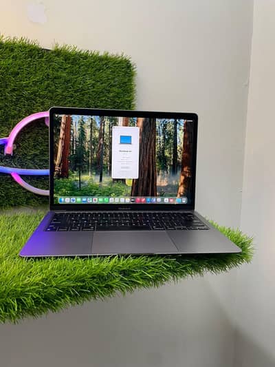 apple MacBook air m1 256 gb