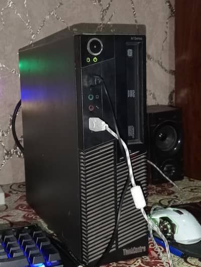 Lenovo ThinkCentre i7 | 500GB HDD | 8 gb ram