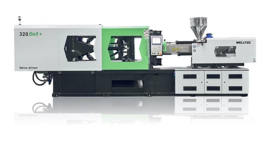 Injection molding machine operator