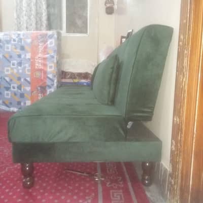 sofa cumbed 2in1 only 15days use urgent sale