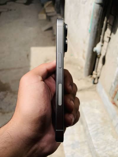 Iphone 15 pro 128 GB JV