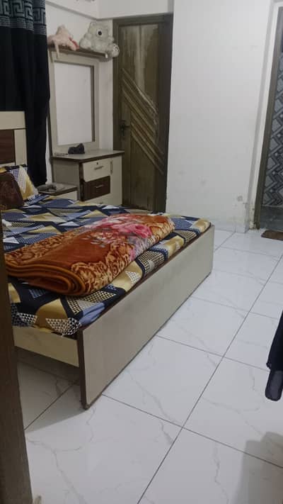 Flat Available on Rent Garden West