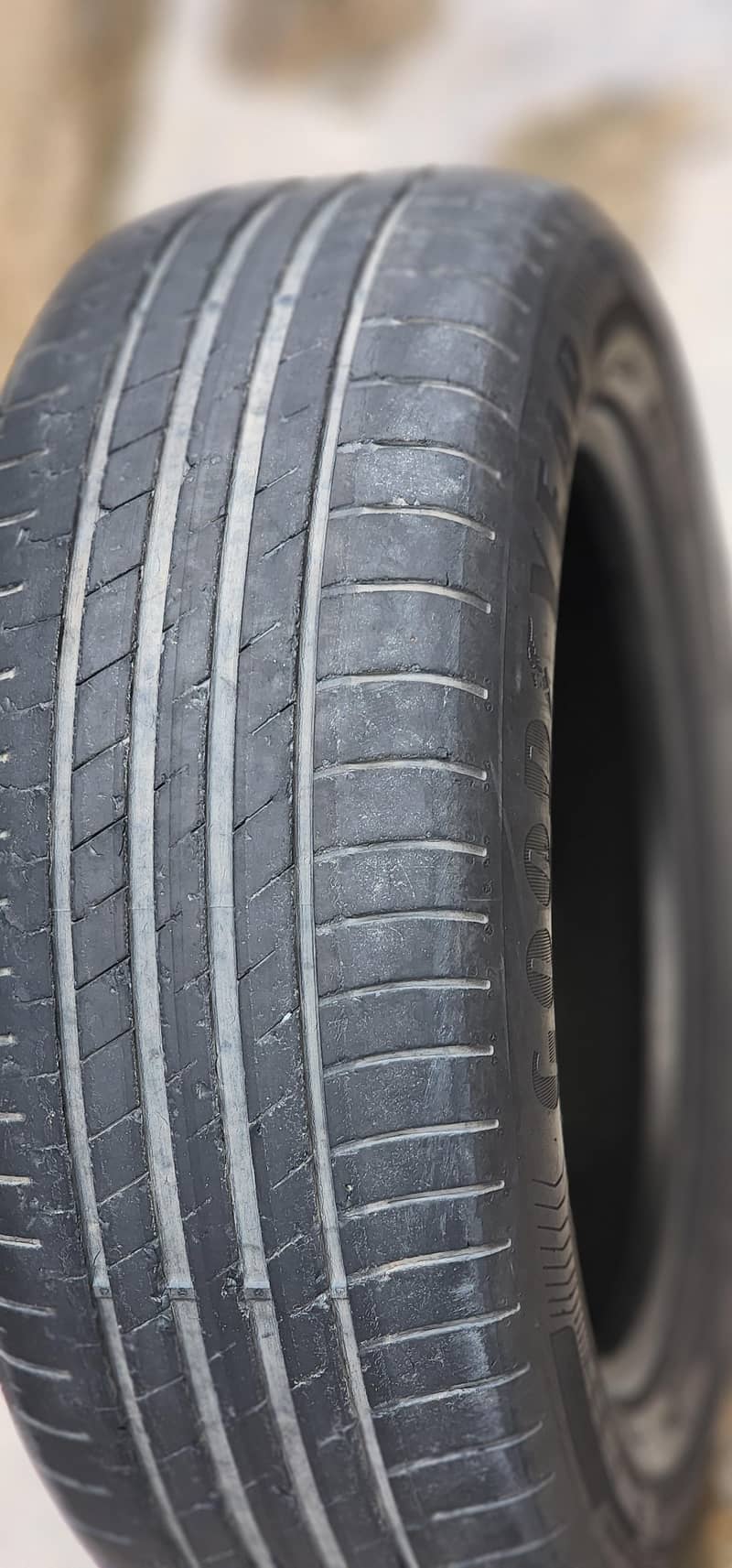 Goodyear efficient grip types 215/60/16 7
