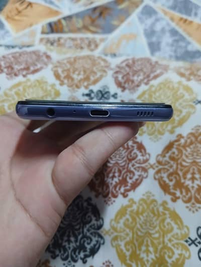 Samsung A72 4G for sale