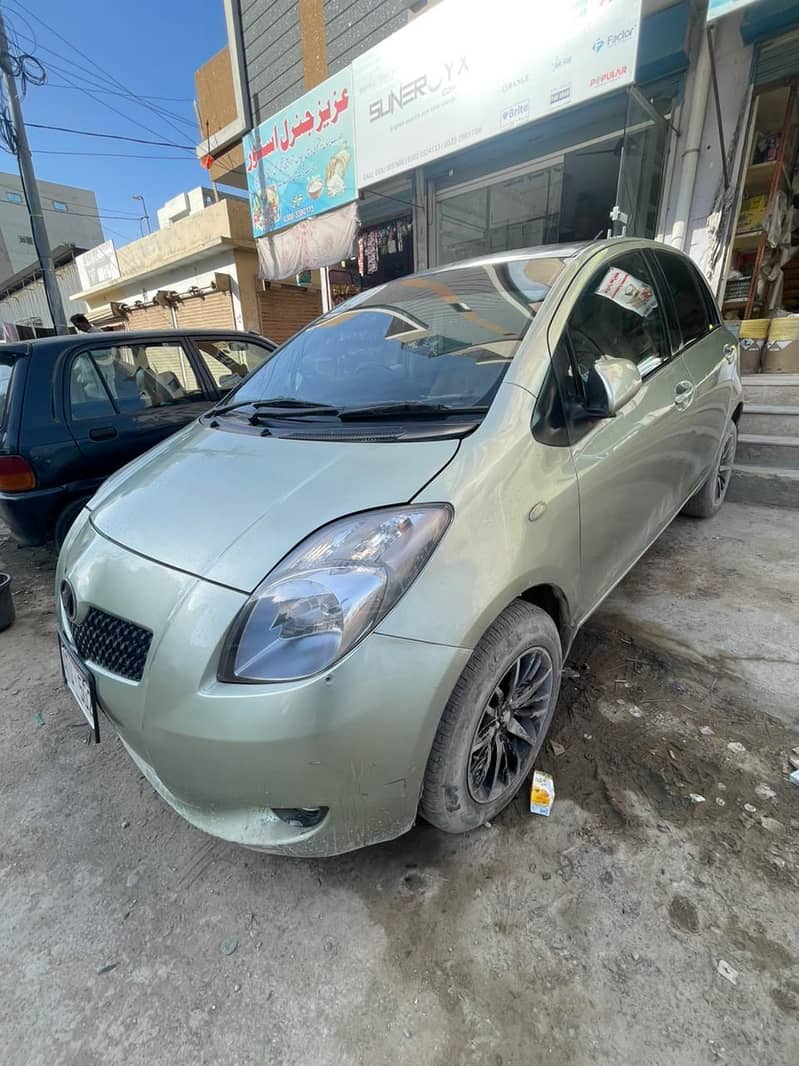 Vitz 2007/10 8